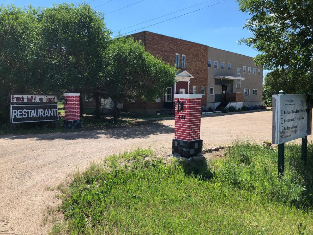 Gravelbourg Heritage Place Hotel المظهر الخارجي الصورة